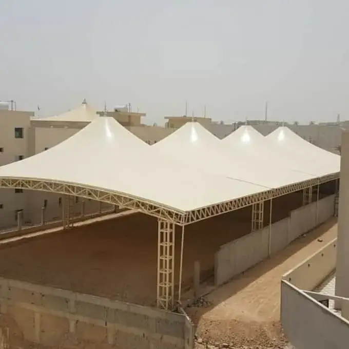 مظلات هرمية  مكة