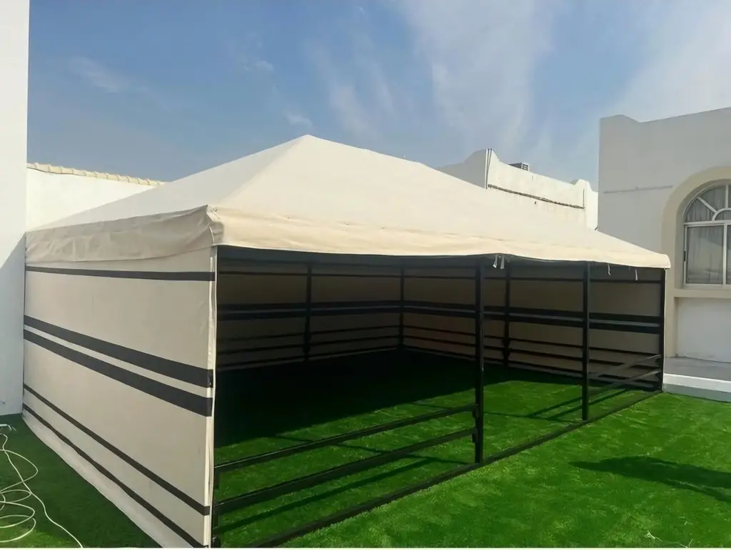 بيوت شعر ملكي