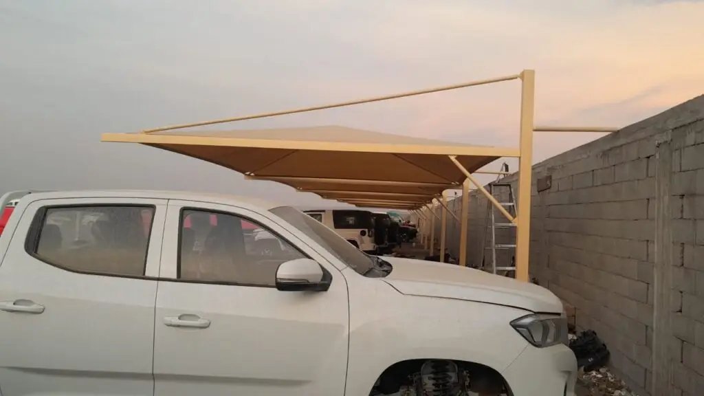 مواقف سيارات